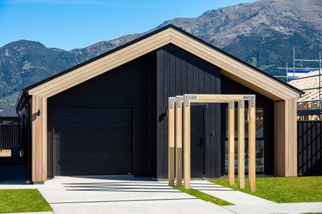 Photo of property in 30 Burdon Loop, Lake Hawea, 9382