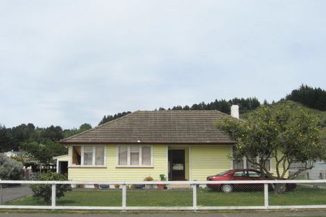 Photo of property in 48 Ranfurly Street, Kaiti, Gisborne, 4010