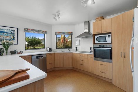 Photo of property in 60 Hamurana Road, Omokoroa, 3114