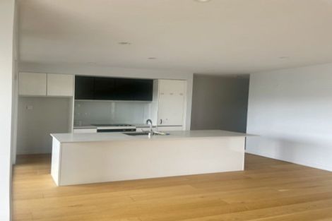 Photo of property in Frank Sargeson Apts, 201/74 Anzac Street, Takapuna, Auckland, 0622