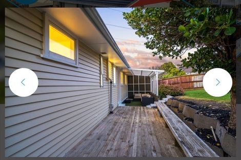 Photo of property in 21 Arlette Place, Massey, Auckland, 0614
