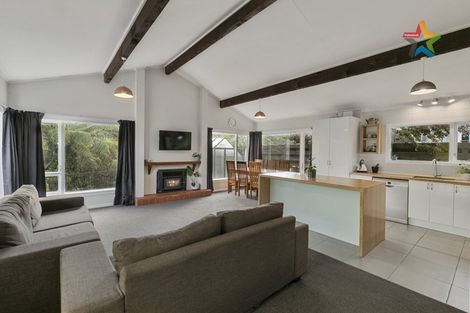 Photo of property in 73 Waipounamu Drive, Kelson, Lower Hutt, 5010