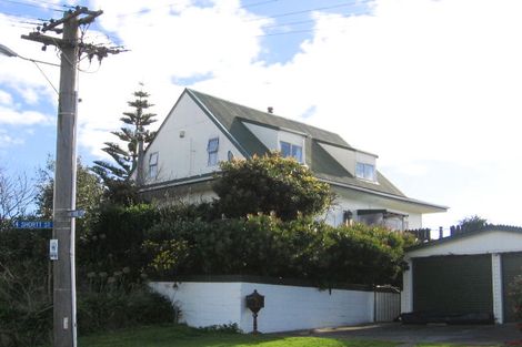 Photo of property in 21 Robbie Street, Foxton Beach, Foxton, 4815