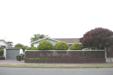 Photo of property in 2/2 Ashwood Street, Parklands, Christchurch, 8083