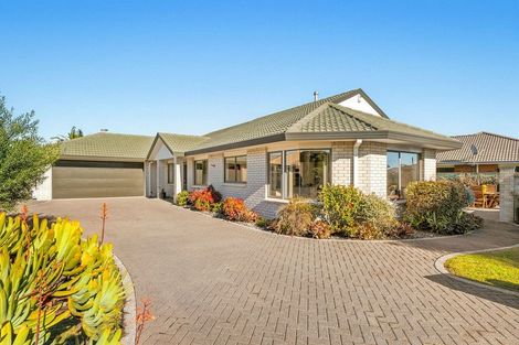 Photo of property in 4 Fuchsia Place, Mount Maunganui, 3116