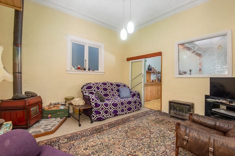 Photo of property in 17 Burns Street, Port Chalmers, 9023