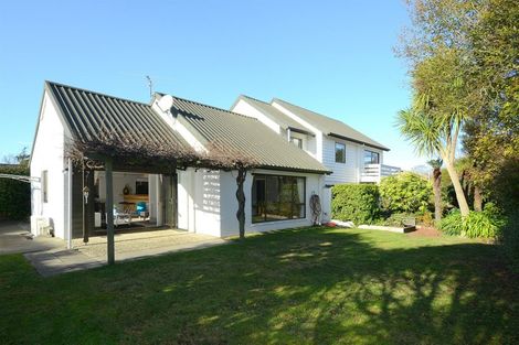 Photo of property in 14 Strathean Avenue, Avonhead, Christchurch, 8042