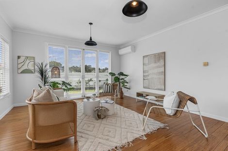 Photo of property in 15 Cairnfield Road, Kensington, Whangarei, 0112