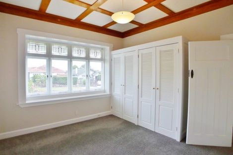 Photo of property in 6 Admiral Beatty Avenue, Mount Roskill, Auckland, 1041