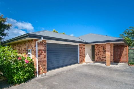 Photo of property in 42 Peel Street, Westport, 7825