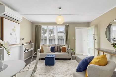 Photo of property in Heretaunga Flats, 4/652 Fergusson Drive, Trentham, Upper Hutt, 5018