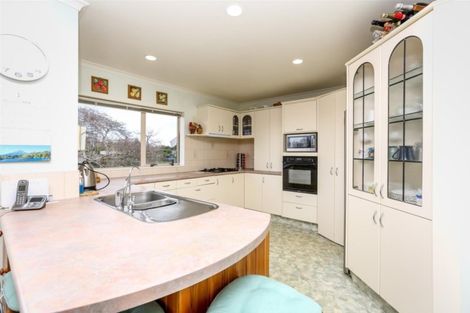 Photo of property in 1 Maple Crescent, Whalers Gate, New Plymouth, 4310