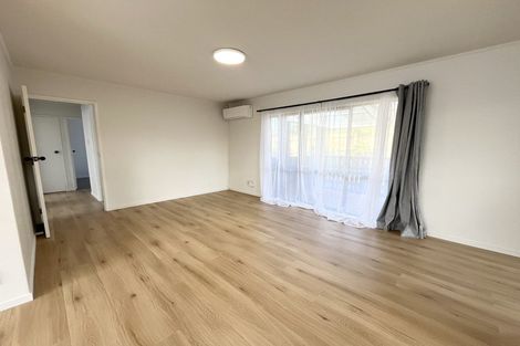 Photo of property in 87 Keegan Drive, Massey, Auckland, 0614