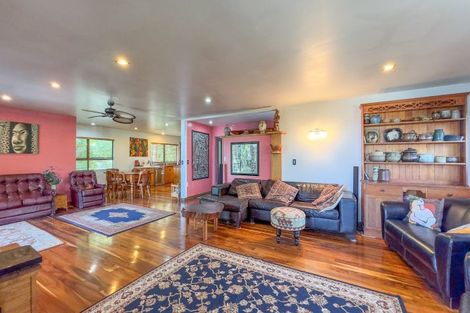 Photo of property in 304 Thames Coast Sh25 Road, Thornton Bay, Thames, 3575