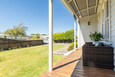 Photo of property in 92 Auckland Road, Greenmeadows, Napier, 4112