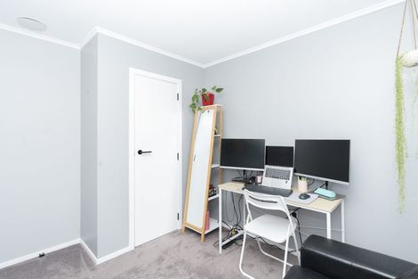 Photo of property in 10a Cotton Street, St Andrews, Hamilton, 3200