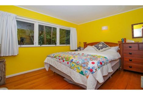 Photo of property in 28 Kauri Road, Birkenhead, Auckland, 0626