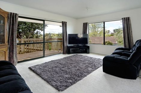 Photo of property in 13 Landow Place, Henderson, Auckland, 0612