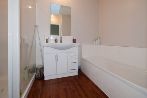 Photo of property in 4/14 London Street, Richmond, Christchurch, 8013