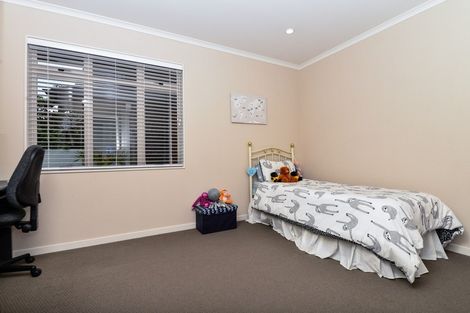 Photo of property in 3 The Peninsula, Huntington, Hamilton, 3210