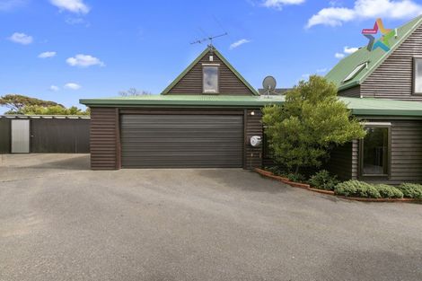 Photo of property in 8 Taieri Crescent, Kelson, Lower Hutt, 5010