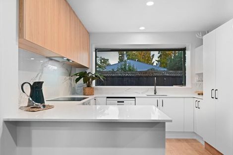 Photo of property in 263 Eastern Terrace, Sydenham, Christchurch, 8023