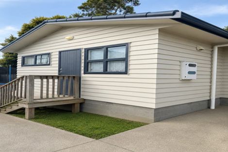 Photo of property in 86a Barrys Road, Glendene, Auckland, 0602