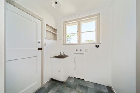 Photo of property in 51 London Street, Eltham, 4322