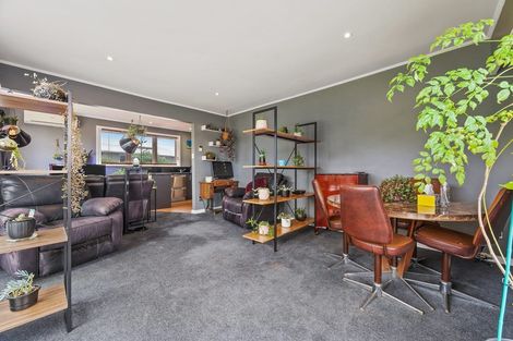 Photo of property in 677 Main South Road, Islington, Christchurch, 8042
