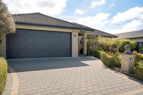 Photo of property in 6 Ross Place, Northwood, Christchurch, 8051