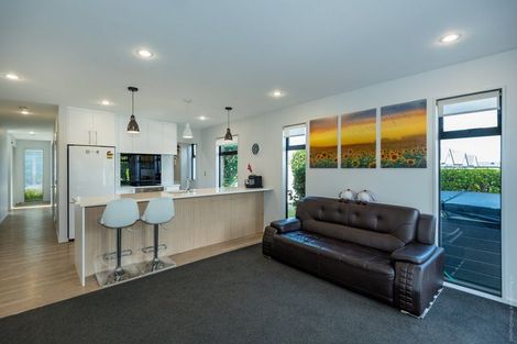 Photo of property in 16 Durell Lane, Halswell, Christchurch, 8025