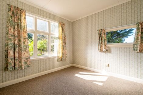 Photo of property in 99 Templer Street, Geraldine, 7992