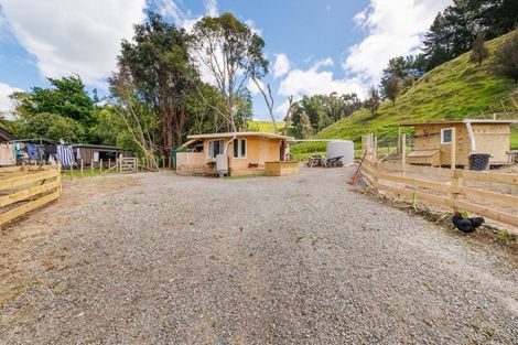 Photo of property in 275 Pohangina Road, Ashhurst, 4884