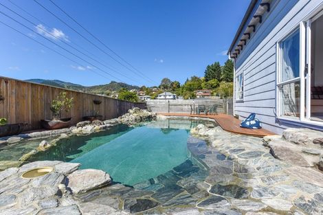 Photo of property in 75 Toi Toi Street, Toi Toi, Nelson, 7010