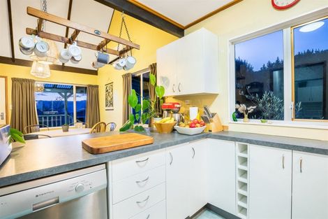 Photo of property in 38 Pencarrow Crescent, Wainuiomata, Lower Hutt, 5014