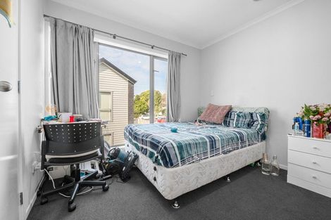 Photo of property in 2/113 Knighton Road, Hillcrest, Hamilton, 3216