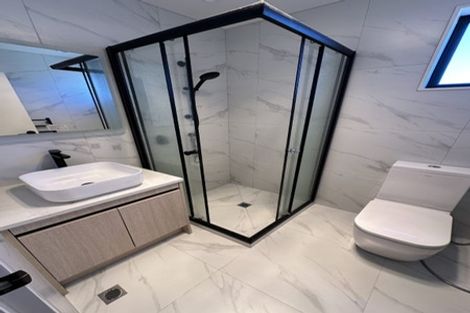 Photo of property in 2 Treeline Lane, Flat Bush, Auckland, 2019