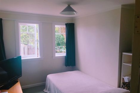 Photo of property in 20 Golf Road, New Lynn, Auckland, 0600