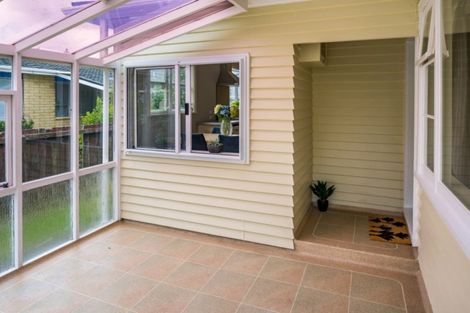 Photo of property in 9 Luckie Street, Tawa, Wellington, 5028