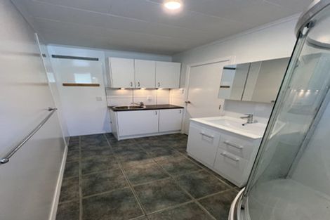 Photo of property in 13 Saint Ronans Avenue, Waterloo, Lower Hutt, 5011