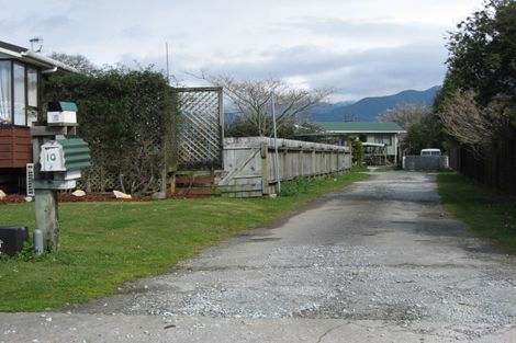 Photo of property in 10 Sunbelt Crescent, Takaka, 7110