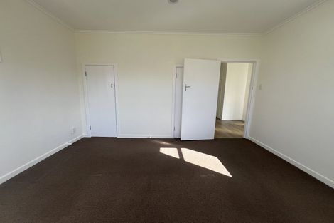 Photo of property in 61 Oakdale Road, Mount Roskill, Auckland, 1041