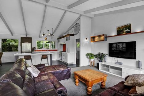 Photo of property in 25 Saxton Road, Upper Vogeltown, New Plymouth, 4310