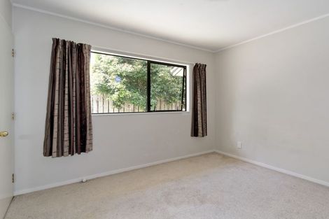 Photo of property in 13 Landow Place, Henderson, Auckland, 0612