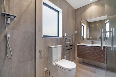 Photo of property in 114 Parkview Drive, Gulf Harbour, Whangaparaoa, 0930