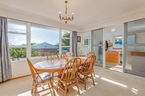 Photo of property in 40 Read Street, Levin, 5510