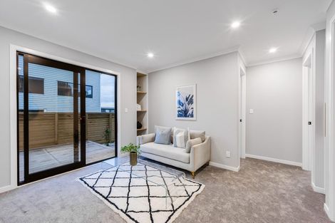 Photo of property in 49 Kumukumu Road, Long Bay, Auckland, 0630