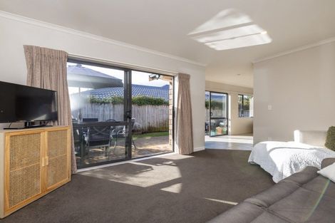 Photo of property in 1a Stella Court, Paraparaumu, 5032