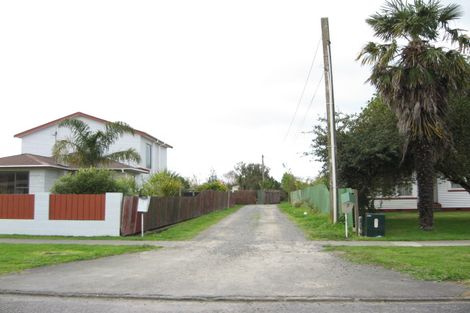 Photo of property in 7 Memorial Park Avenue, Haumoana, 4102
