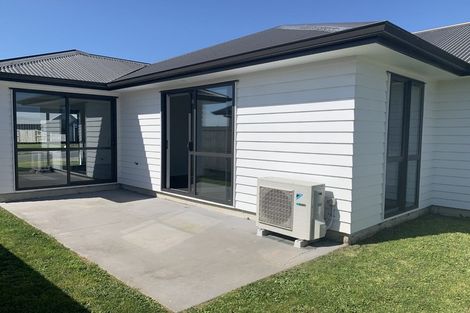 Photo of property in 84 Puhirake Crescent, Pyes Pa, Tauranga, 3112